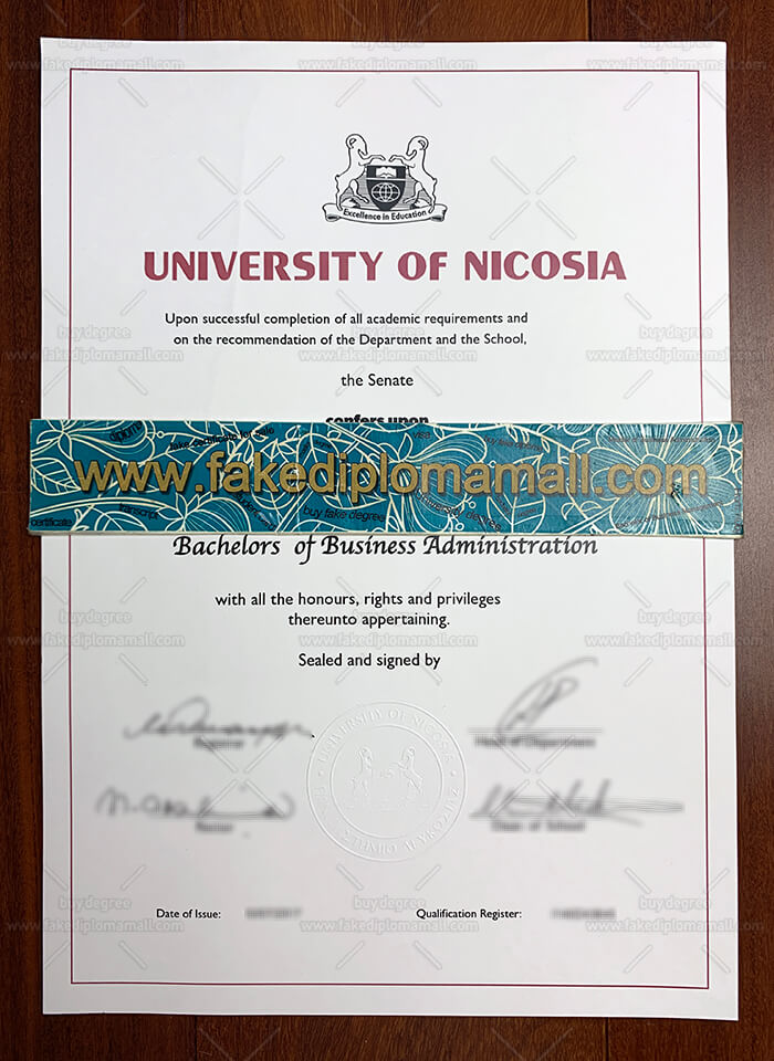 C700MM University of Nicosia BSc Fake Degree Sample